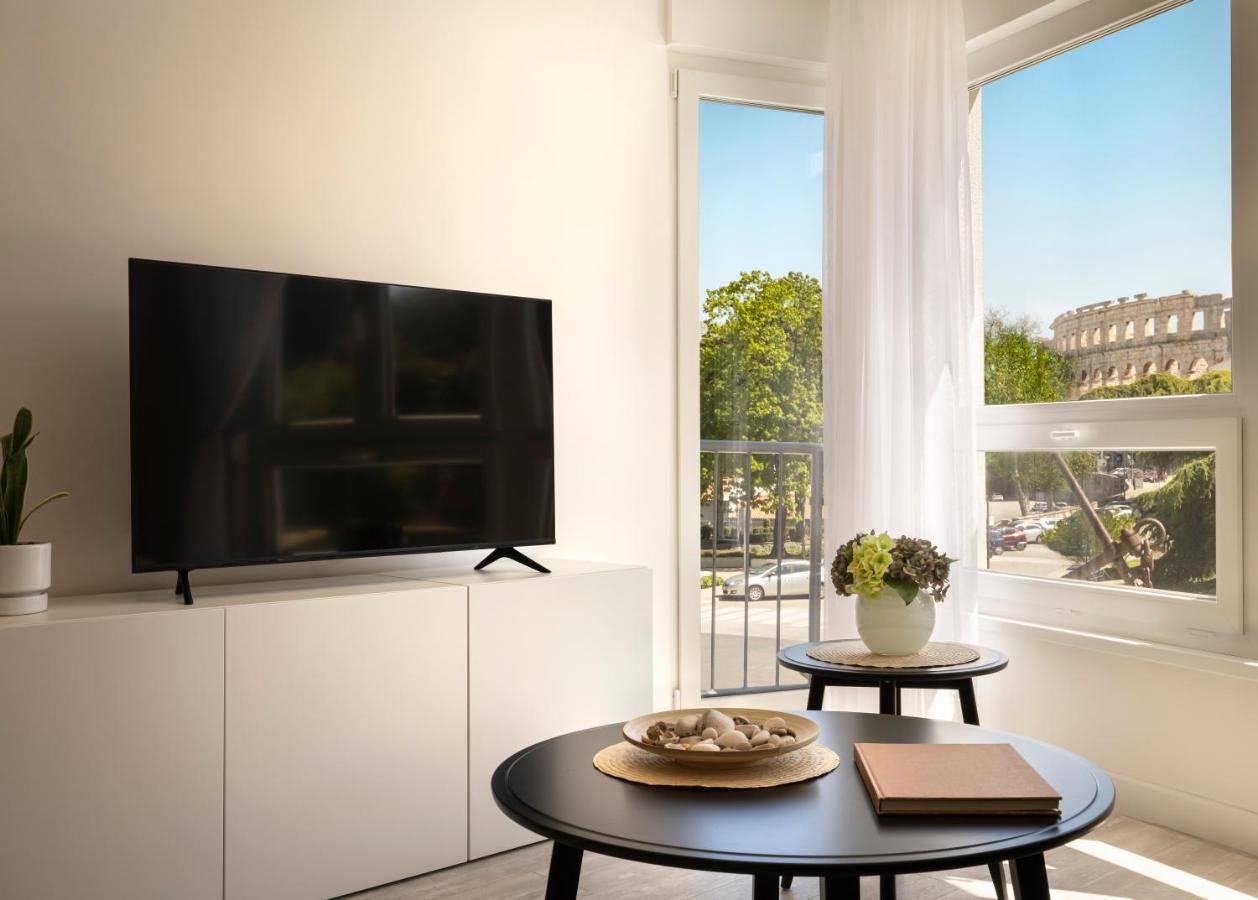 Bilini Castropola Apartment Екстериор снимка